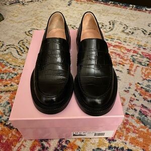 INCH2 Black Crocodile Pattern Loafers